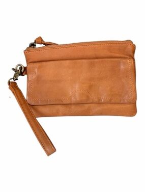 Day & Mood Leather Pine Clutch Wristlet in Desert Sand